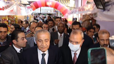 وزير التموين ومحافظ القليوبية يفتتحان معارض «أهلا رمضان» بشبرا الخيمة