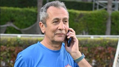 أبو العز: هذا رد الزمالك علي اتحاد أوغندا بشأن موتيابا 