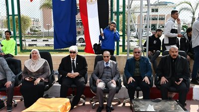 رئيس جامعة قناة السويس يرحب بوفد الجامعات المصرية