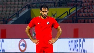 مودرن فيوتشر يكشف تفاصيل إصابة مروان محسن ومدة غيابه