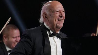 عمر خيرت مفاجأة حفل 