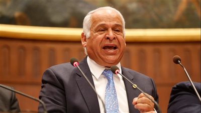 فرج عامر: زيارة الأهلي للزمالك حدث تاريخي يليق بالناديين