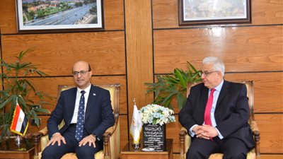 جامعة أسيوط تستقبل مُمثلي الكلية البريطانية للأطباء لاعتماد مستشفى صحة المرأة كمركز تدريب 