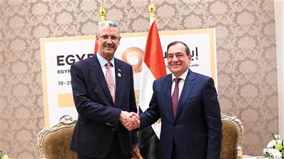  وزير النفط العراقى: نتطلع لزيادة أعمال الشركات المصرية بأسواق بلادنا