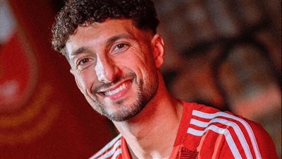 من علامة الجزاء .. وسام أبو علي يسجل رابع أهداف الأهلي أمام بلدية المحلة