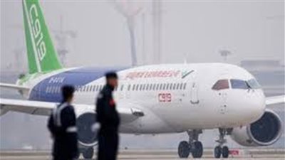 هبوط اضطراي لطائرة بسبب حريق.. تفاصيل