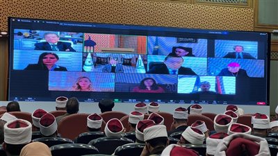 رئيس مركز نور سلطان نازارباييف: يجب إشراك الشباب من زعماء الأديان