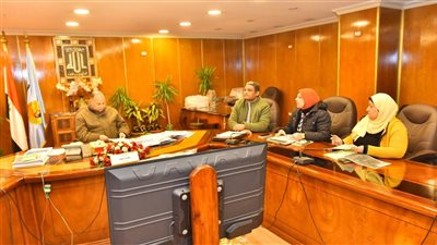 محافظ أسيوط يوجه بتذليل العقبات لنهو مشروعات 