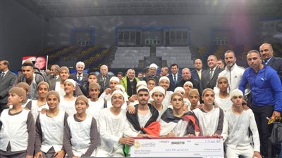 طلاب المعاهد الأزهرية يبدعون في ختام العروض الرياضية لوزارة الشباب