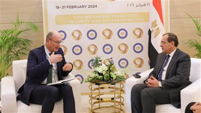   وزير البترول يستقبل وفدي توتال إنرجيز الفرنسية والبنك الأوروبى لإعادة الإعمار 