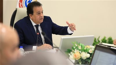 وزير الصحة يوجه بتسريع وتيرة ميكنة بنوك الدم لإنشاء قاعدة بيانات قومية للمتبرعين