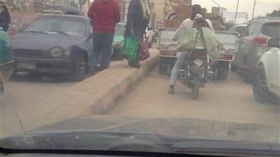 الفوضى والاختناقات المرورية تثير غضب الأهالي بمدينة أجا بالدقهلية