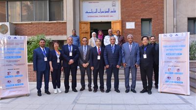 ورشة عمل بجامعة أسيوط حول 