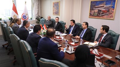 وزير الصحة يبحث مع السفير اليمني تيسير إجراءات السياحة العلاجية الوافدة لمصر
