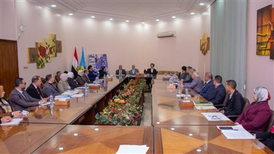 رئيس جامعة طنطا يترأس  الاجتماع الشهرى لمجلس الدراسات العليا والبحوث بالجامعة