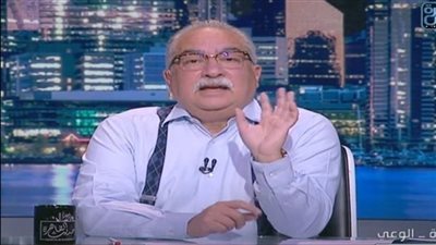 إبراهيم عيسى: الواقع السياسي ليس النموذجي ونركز على حفظ العقل الآن