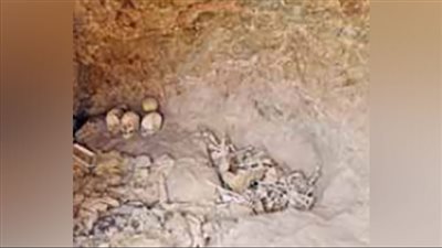 آثار مهملة وجثامين مكشوفة بمقابر ما قبل التاريخ فى سهل القاع السيناوي