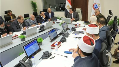 وزير الصحة يوجه بتسريع آلية تجميع البيانات الخاصة بتلبية احتياجات مستخدمات وسائل تنظيم الأسرة 