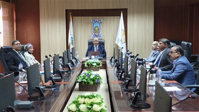 جامعة الأقصر تناقش أعداد الطلاب المقترح قبولها للعام الجامعي 2024/2025