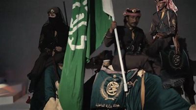 فتاة الهجانة السعودية تلفت أنظار الميديا.. فيديو