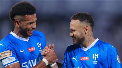 تفاصيل نقل نجم الهلال إلي المستشفي بعد مواجهة سباهان أصفهان 