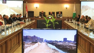 محافظ الجيزة : انتهاء ٩٥% من مشروع الصرف الصحي بالإخلاص ورفع كفاءة وتطوير الطريق