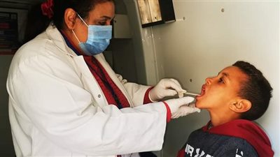  محافظ بنى سويف يتابع خطة القوافل الطبية العلاجية