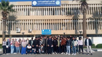 الكلية المصرية الصينية تفوز بالبرونزية في مسابقة Robot Sumo