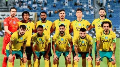 الخليج بقيادة محمد شريف ضيفا على الحزم الليلة بدوري روشن