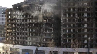 اندلاع حريق فى مبنى من 14 طابقًا في إسبانيا