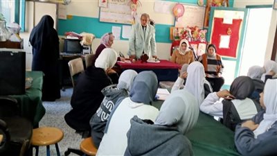 فنون كتابة القصة ضمن مناقشات ثقافة الفيوم بالمدارس