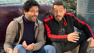 أحمد زاهر يروج لمسلسل 