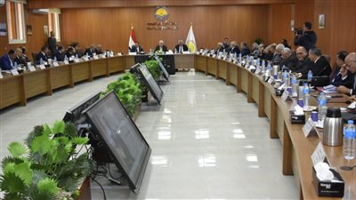بدء الدراسة بكلية الدراسات العليا والبحوث البيئية بجامعة سوهاج