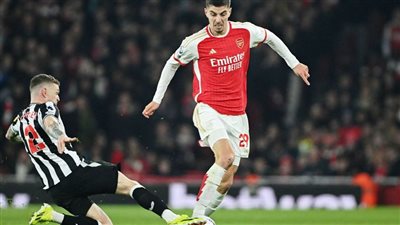 أرسنال يقسو على نيوكاسل برباعية في الدوري الإنجليزي
