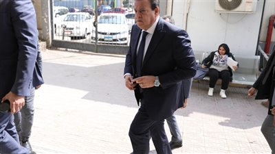 وزير الصحة يتفقد مركز طب أسرة 