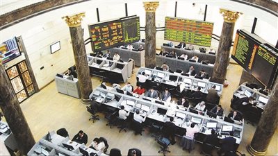 خبراء يكشفون الأسباب الحقيقة وراء التراجع في البورصة 