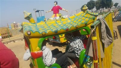 مركز شباب المحارزة ينظم رحلة إلي قناطر نجع حمادي 