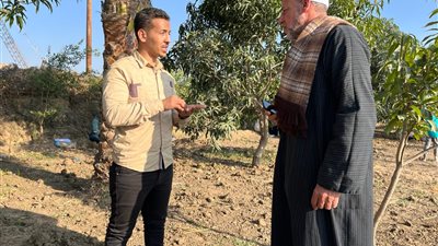 صراخ على حافة ترعة نكلا بالجيزة وأهالي ضحايا المعدية المنكوبة: عايزين ندفن أولادنا .. فيديو وصور