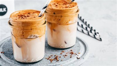 يساعد علي التركيز.. طريقة عمل سموذي القهوة بالكريمة