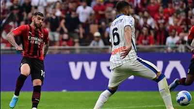 ميلان يتعادل إيجابيا مع أتالانتا في قمة الدوري الإيطالي 