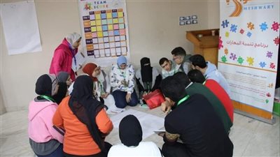 توقيع عقد إستلام معمل الإبتكار لبرنامج مشواري بمركز شباب مدينة دمياط 