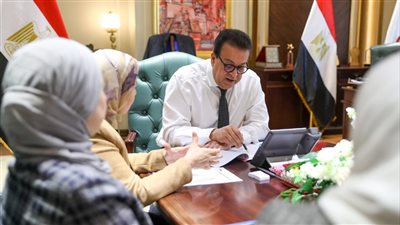 وزير الصحة يعقد اجتماعًا لمتابعة الموقف التنفيذي للمشروع القومي لمشتقات البلازما