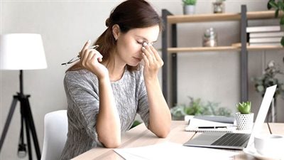 علامات واضحة تسمح لك بالتعرف على السرطان في العين