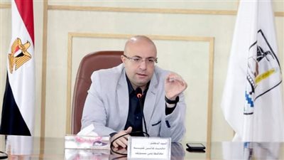 محافظ بني سويف يتابع إجراءات المقابلات الشخصية لمُتقدمي الوظائف الإشرافية بالإدارات