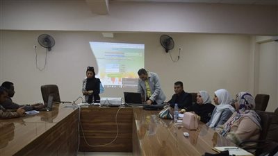 دورة تدريبية لتطبيق القانون 154 لسنة 2019 الخاص بالمحال العامة بالبحر الأحمر 