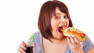 استنشاق الرائحة يخفف الرغبة الشديدة في تناول الوجبات السريعة