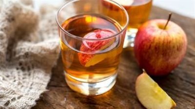 أفضل طريقة لعصر التفاح لتعزيز فوائده