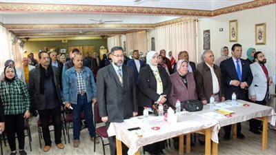 مدير تعليم الإسكندرية يجتمع مع مسئولي التواصل والدعم بالعامرية 