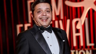 محمد هنيدي يثير الجدل: الرياض أصبحت عاصمة الفن والمسرح يدون منافس