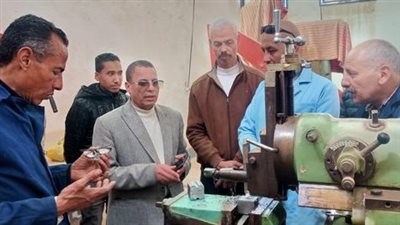 وزارة العمل تتابع الدورات التدريبية المجانية لشباب الوادي الجديد